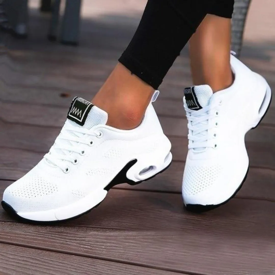 Amy - The most comfortable orthopedic sneakers of 2024!