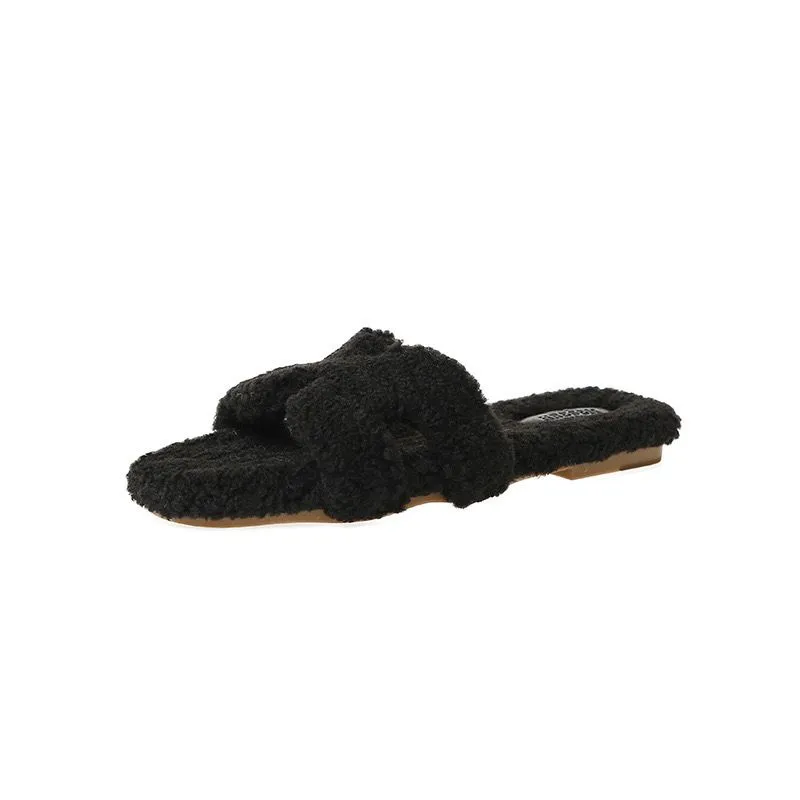 Cozy & Chic Faux-Fur Sheep Slippers